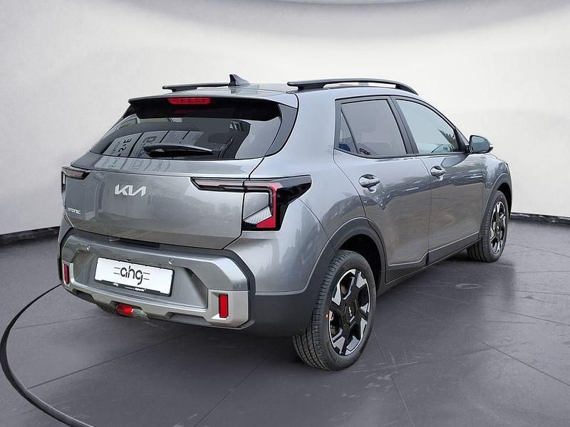 Neu Kia Stonic 101 PS (74 kW) 2026 Grau SUV