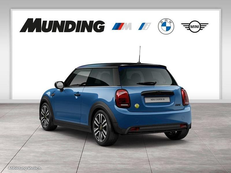 Gebraucht Mini Cooper SE Hatch 135 kW (184 PS) 2022 Blau Kleinwagen
