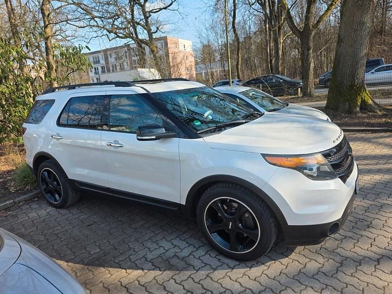 Second-hand Ford Explorer 370 CP (272 kW) 2014 Alb SUV