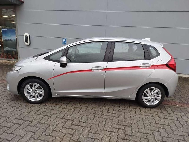 Gebraucht Honda Jazz Comfort 102 PS (75 kW) 2017 Lunar silver metallic Kleinwagen