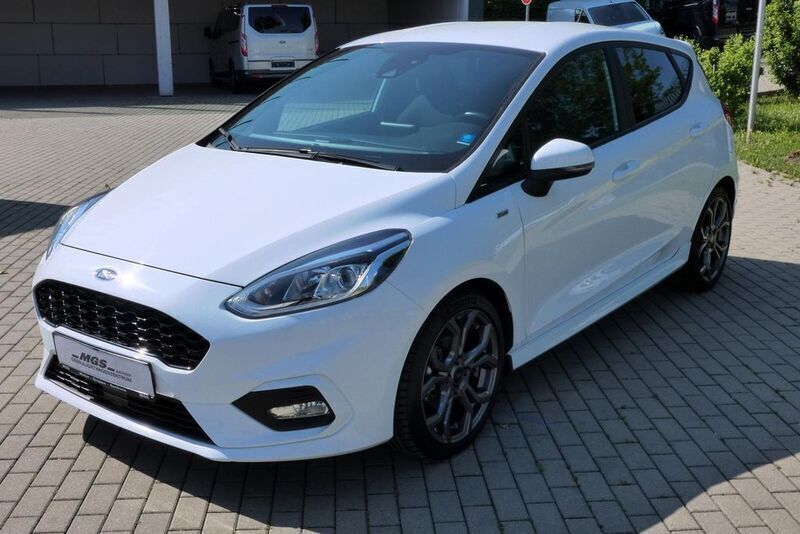 Gebraucht Ford Fiesta ST-Line 140 PS (102 kW) 2018 Frostweiß Kleinwagen