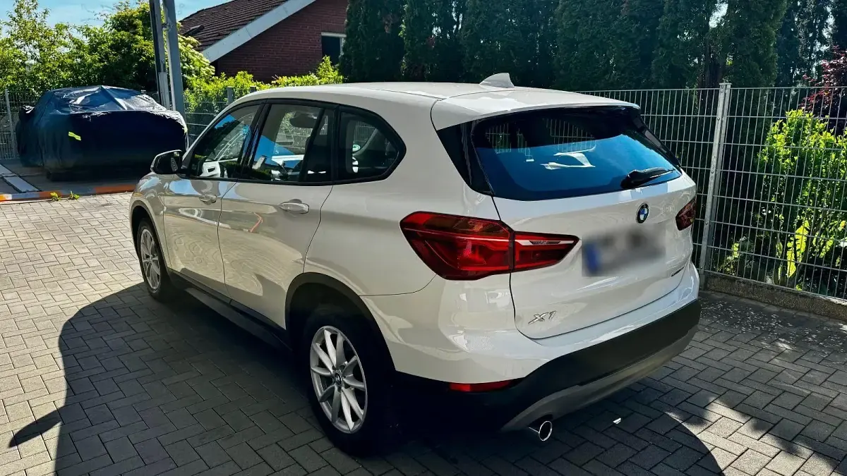 Gebraucht BMW X1 Advantage 140 PS (102 kW) 2018 Weiß SUV