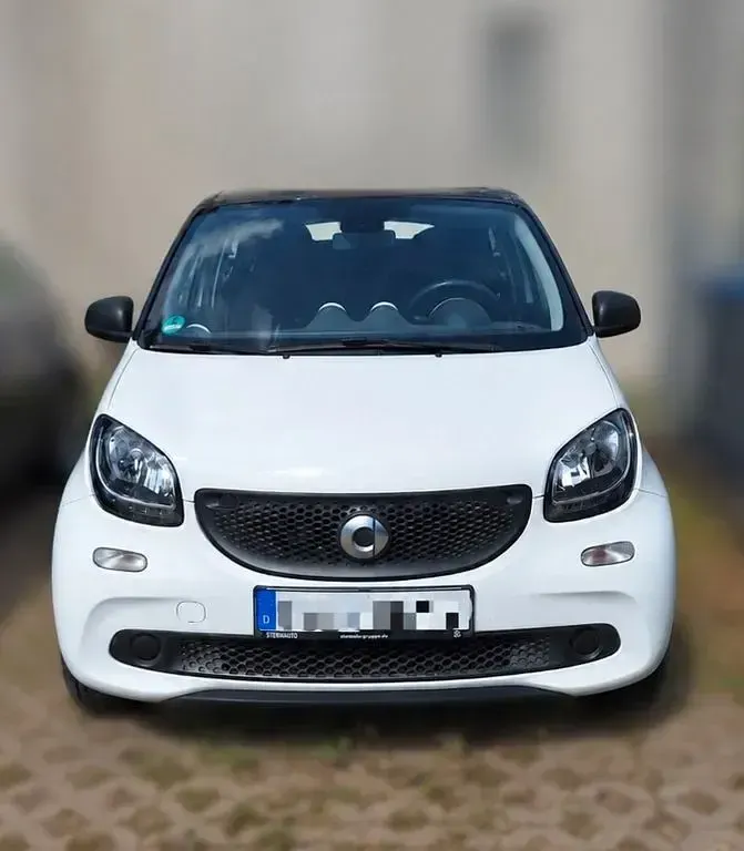 Gebraucht Smart ForFour 71 PS (52 kW) 2018 Weiß Kleinwagen