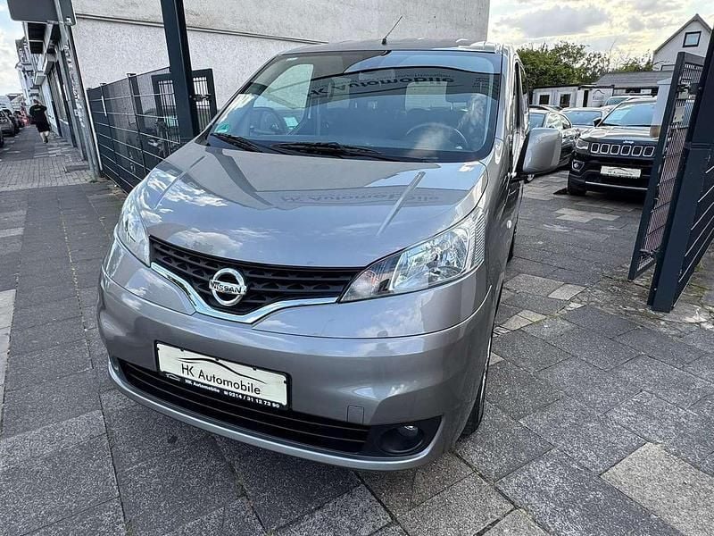 Grau Gebraucht 2016 Nissan Evalia Tekna Van / Kleinbus | 14.700 € (Fairer Preis) - Bild 1/4