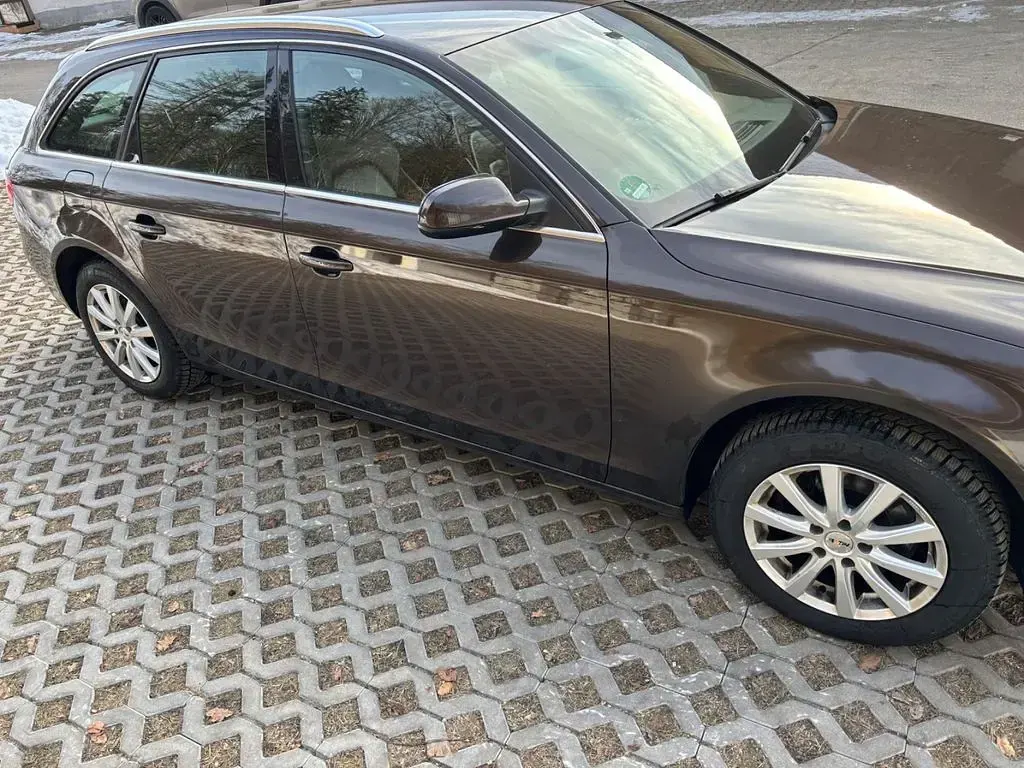 Gebraucht Audi A4 Ambition 170 PS (125 kW) 2012 Braun Kombi