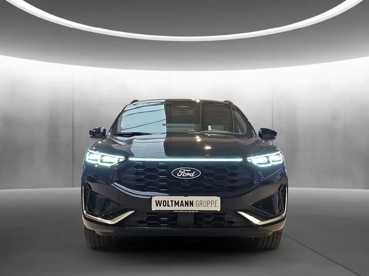 Gebraucht Ford Kuga ST-Line X 242 PS (177 kW) 2025 Obsidianschwarz metallic SUV