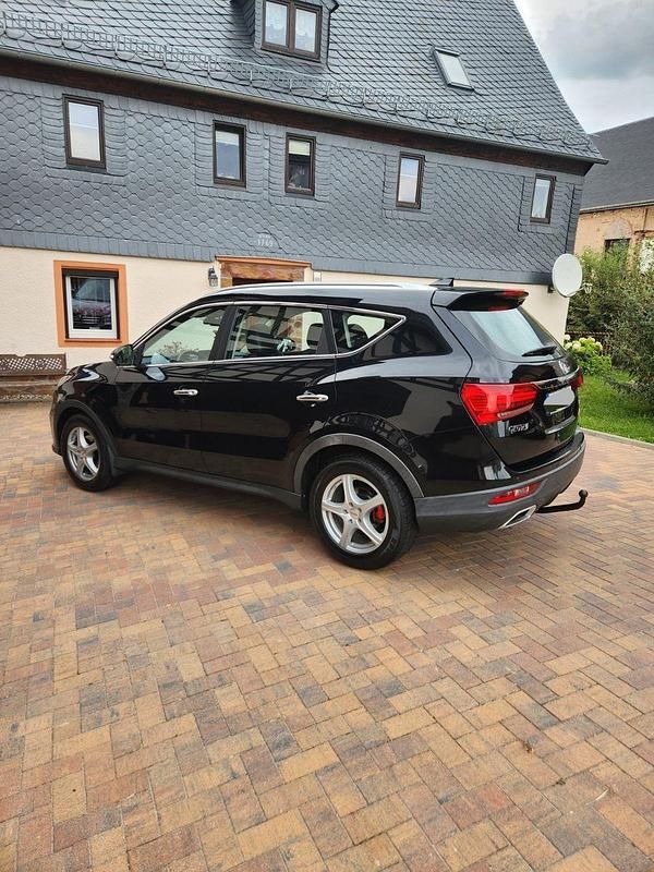 Gebraucht DFSK Fengon 149 PS (109 kW) 2020 Schwarz SUV