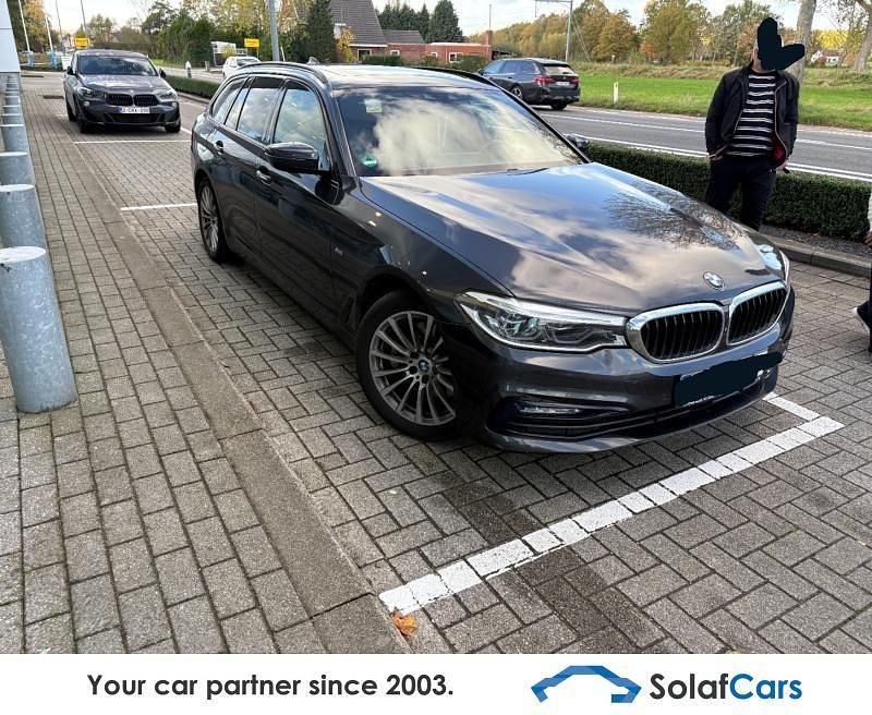 Gebraucht BMW 530 Sport Line 265 PS (194 kW) 2017 Grau Kombi