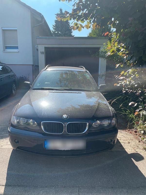 Schwarz Gebraucht 2004 BMW 325 Kombi | 4.100 € (Fairer Preis) - Bild 1/3