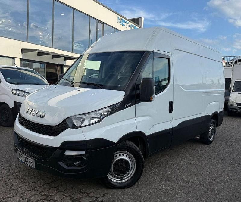 Weiß Gebraucht 2015 Iveco Daily Van / Kleinbus | 15.950 € (Fairer Preis) - Bild 1/3