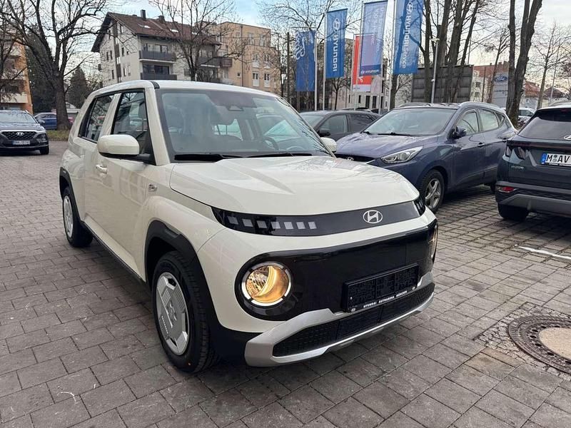 Gebraucht Hyundai Inster Select 97 kW (132 PS) 2025 Atlas white Kleinwagen