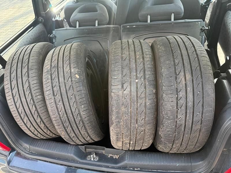 Gebraucht VW Lupo 60 PS (44 kW) 2002 Schwarz Kleinwagen