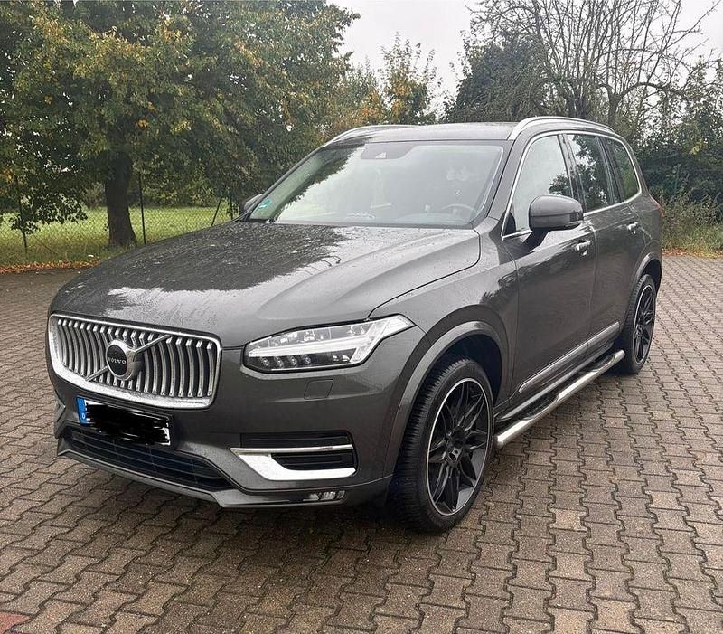 Grau Gebraucht 2020 Volvo XC90 Momentum SUV | 38.000 € (Superpreis) - Bild 1/4