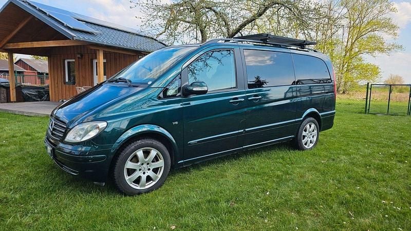 Grün Gebraucht 2006 Mercedes Viano Van / Kleinbus | 15.500 € - Bild 1/4
