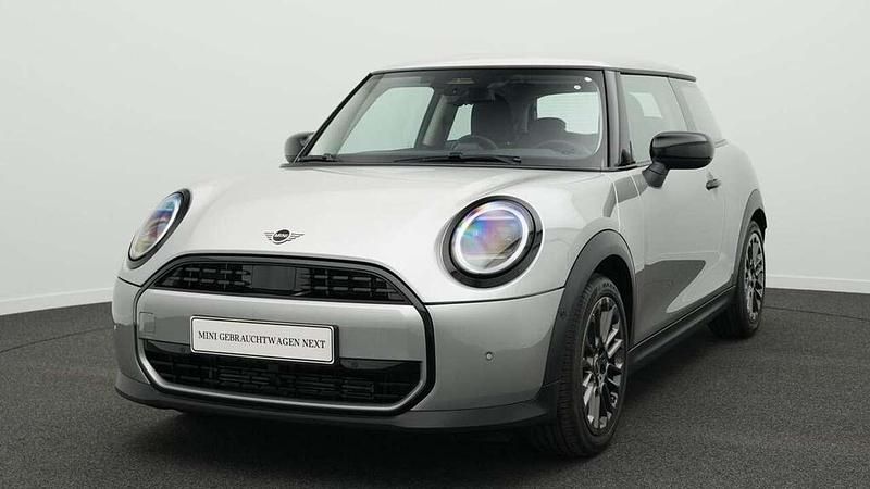 Grau Gebraucht 2024 Mini Cooper Classic Kleinwagen | 23.161 € (Superpreis) - Bild 1/4