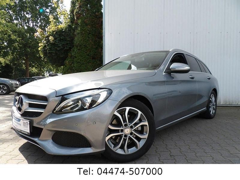 Silber Gebraucht 2014 Mercedes 170 Avantgarde Kombi | 19.490 € - Bild 1/4