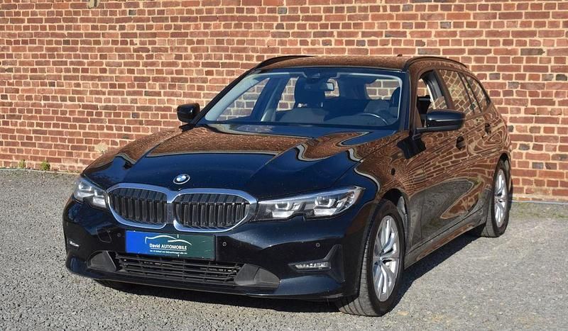 Gebraucht BMW 320 Advantage 190 PS (139 kW) 2020 Schwarz Kombi