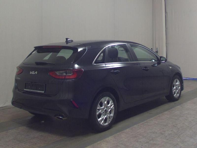 Gebraucht Kia Ceed Vision 160 PS (117 kW) 2021 Schwarz Kleinwagen