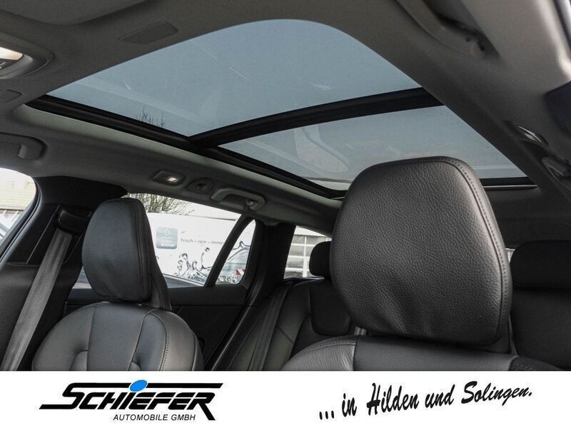 Gebraucht Volvo V60 Plus 197 PS (144 kW) 2024 Silber Kombi