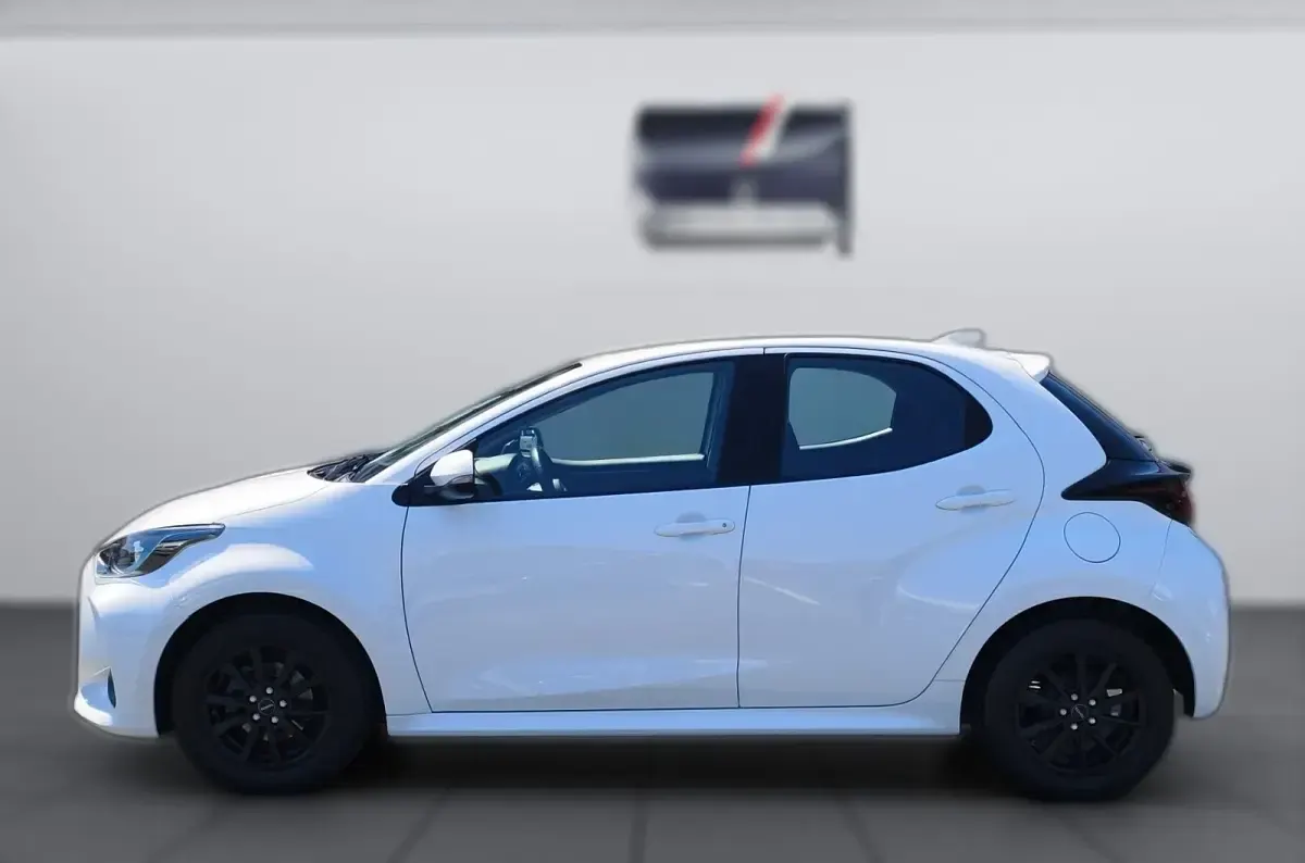 Gebraucht Toyota Yaris Comfort 98 PS (72 kW) 2021 Weiß Kleinwagen