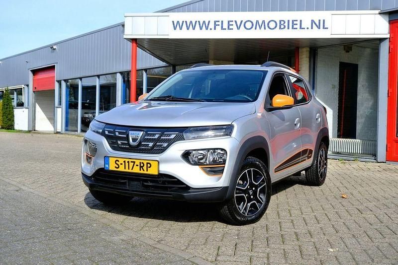 Gebraucht Dacia Spring Comfort Plus 33 kW (45 PS) 2021 Grau Kleinwagen