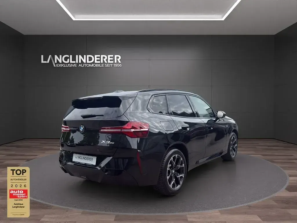 Gebraucht BMW X3 M Sport 208 PS (152 kW) 2025 Black sapphire metallic SUV