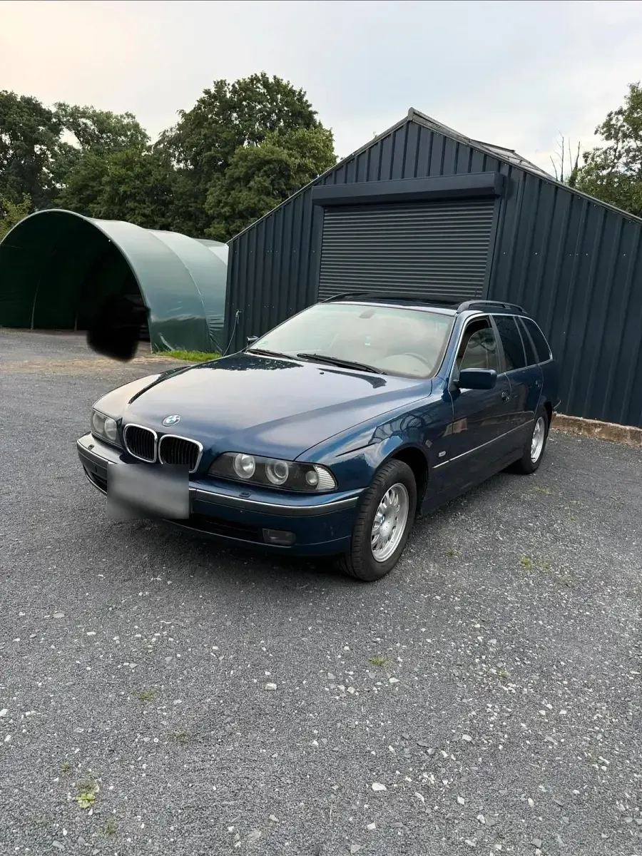 Gebraucht BMW 528 193 PS (141 kW) 2000 Blau Kombi