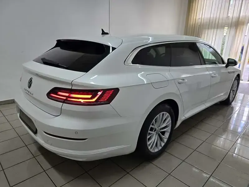 Gebraucht VW Arteon 150 PS (110 kW) 2022 Weiß Kombi
