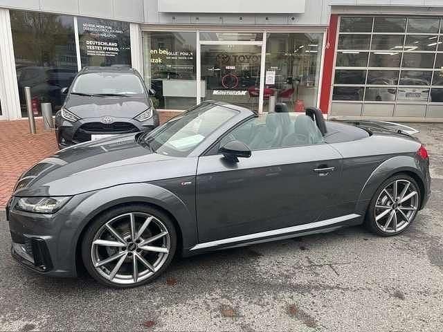 Gebraucht Audi TT S-Line 197 PS (144 kW) 2023 Grau Cabrio