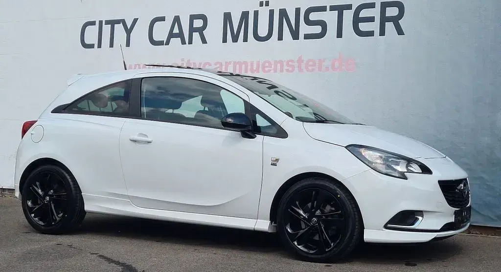 Gebraucht Opel Corsa Color Edition 116 PS (85 kW) 2015 Weiß Kleinwagen