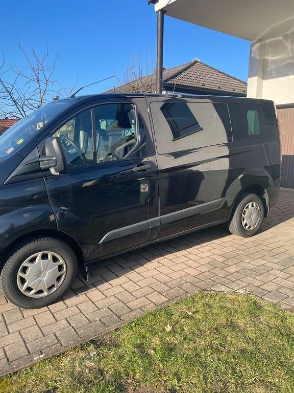 Gebraucht Ford Transit Custom 125 PS (91 kW) 2016 Schwarz Van / Kleinbus