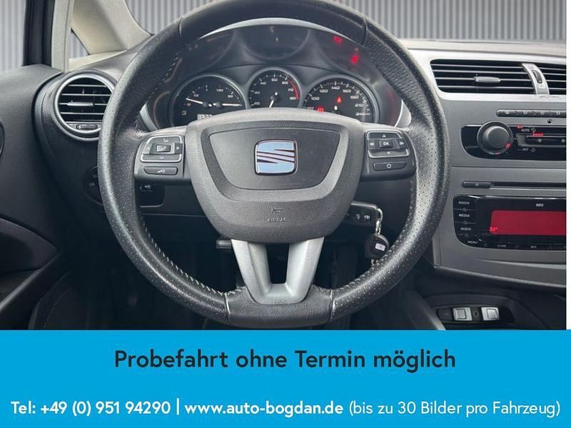 Gebraucht Seat Leon Style 125 PS (91 kW) 2010 Grau Kleinwagen