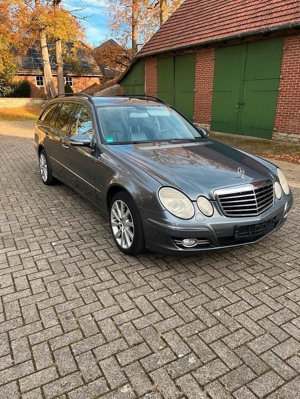 Gebraucht Mercedes E350 272 PS (200 kW) 2007 Silber Kombi