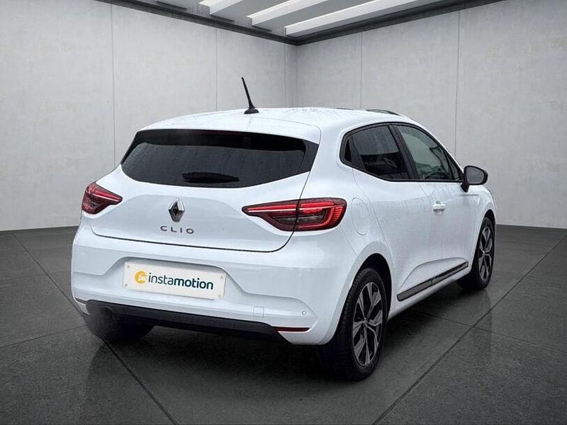 Gebraucht Renault Clio V Evolution 90 PS (66 kW) 2023 Weiß Kleinwagen