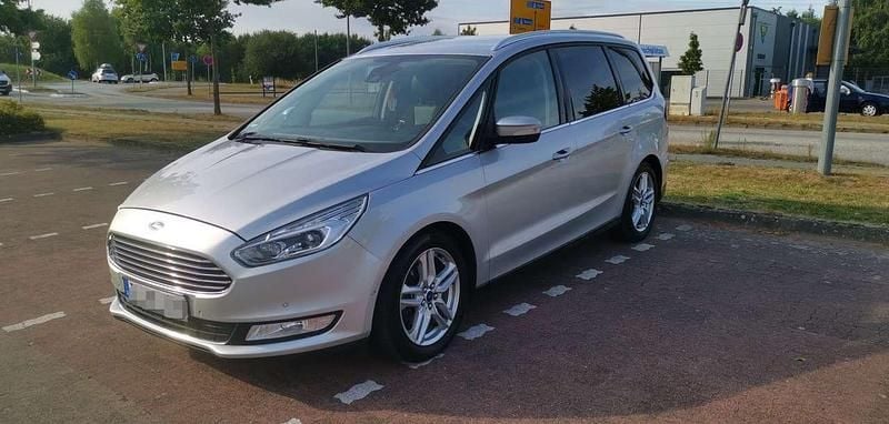 Gebraucht 2014 Ford Galaxy Titanium Van / Kleinbus | 14.000 € - Bild 1/4