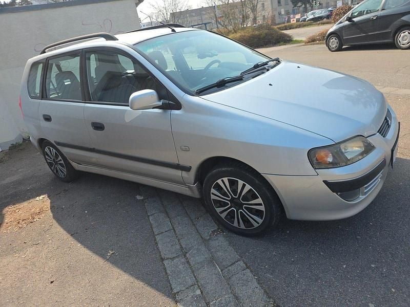 Gebraucht Mitsubishi Space Star Comfort Edition 98 PS (72 kW) 2003 Silber Van / Kleinbus