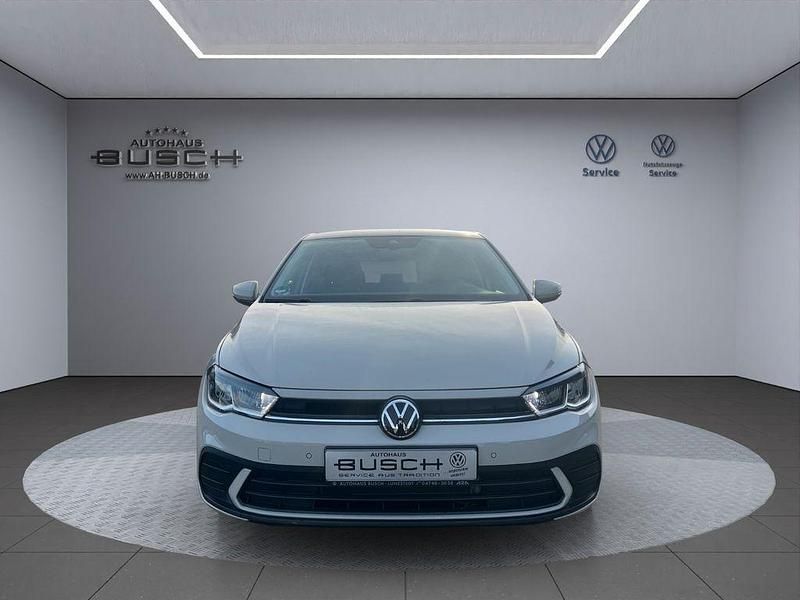 Gebraucht VW Polo Life 80 PS (58 kW) 2023 Grau Limousine