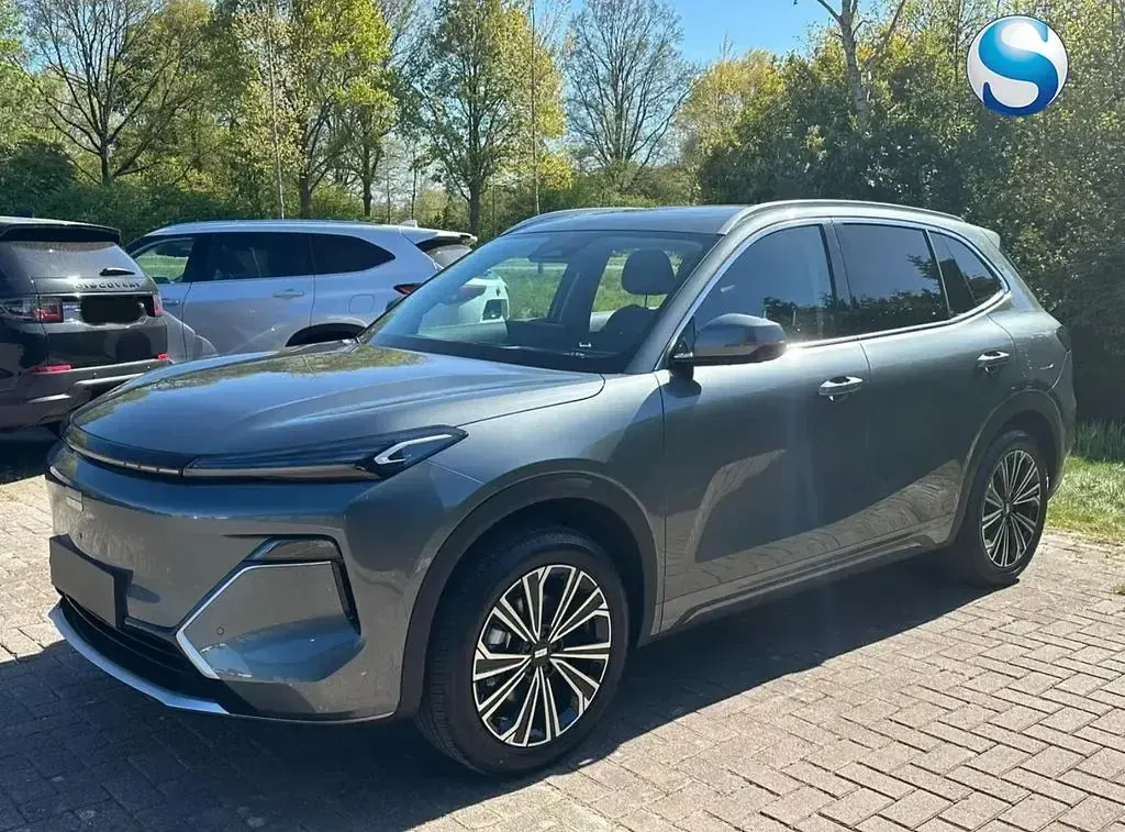 Neu Geely Starray 218 PS (160 kW) 2026 Grau SUV