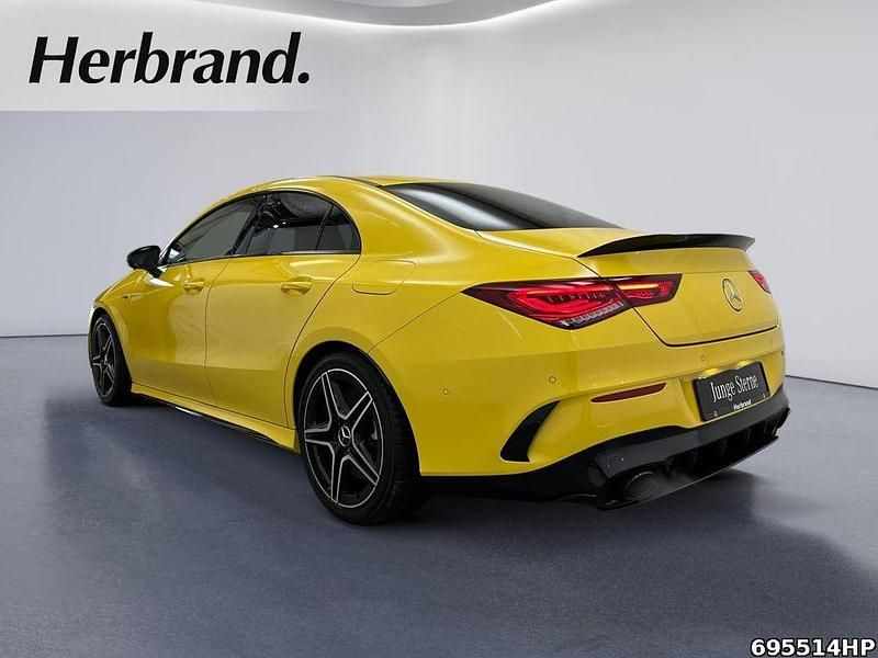 Gebraucht Mercedes CLA35 AMG AMG 306 PS (225 kW) 2023 Unilack sonnengelb Coupé