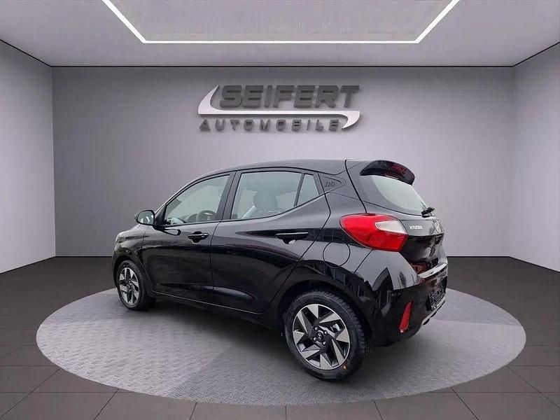 Neu Hyundai i10 Trend 79 PS (58 kW) 2025 Phantom black Kleinwagen