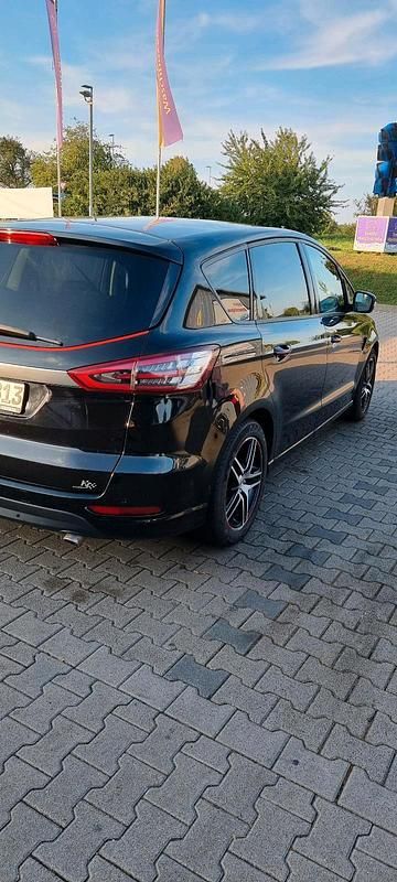 Gebraucht Ford S-MAX S 150 PS (110 kW) 2015 Schwarz Van / Kleinbus