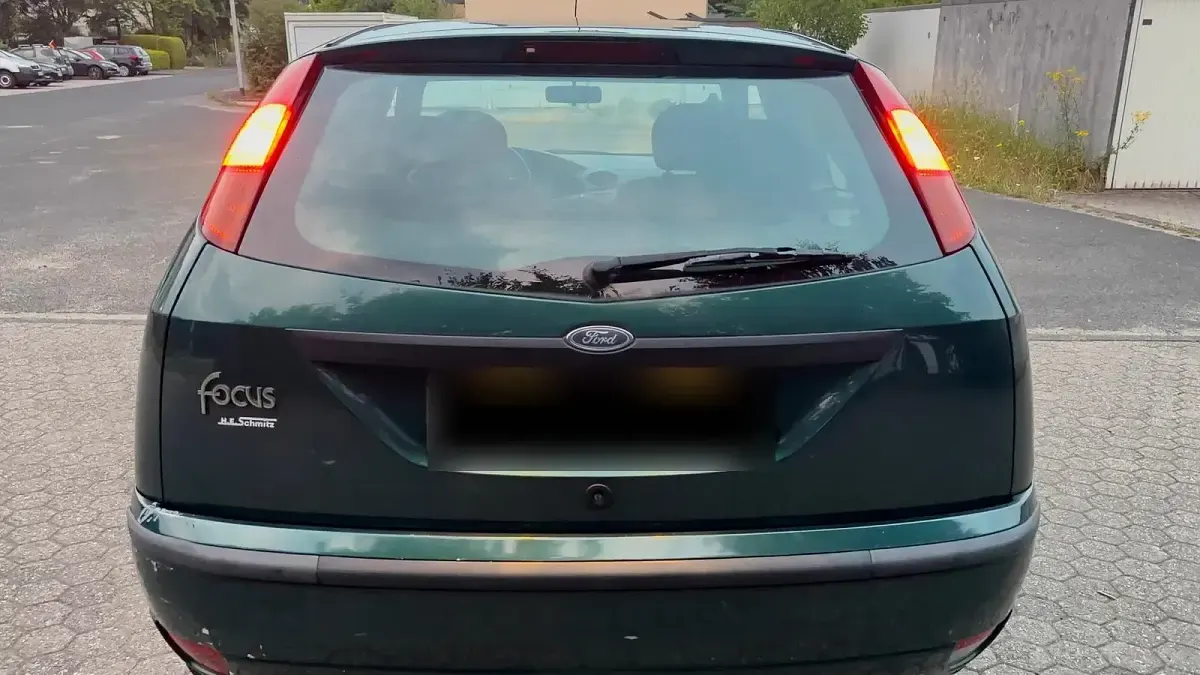 Gebraucht Ford Focus 75 PS (55 kW) 2002 Grün Kleinwagen