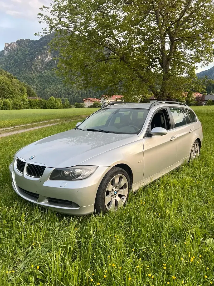 Używany BMW 325 218 KM (160 kW) 2006 Srebrny Kombi