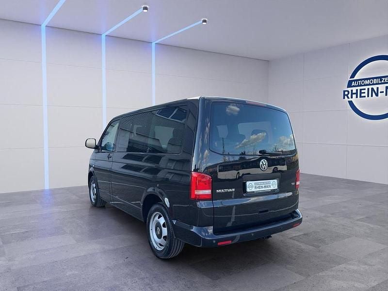 Second-hand VW T5 140 CP (102 kW) 2010 Negru Van