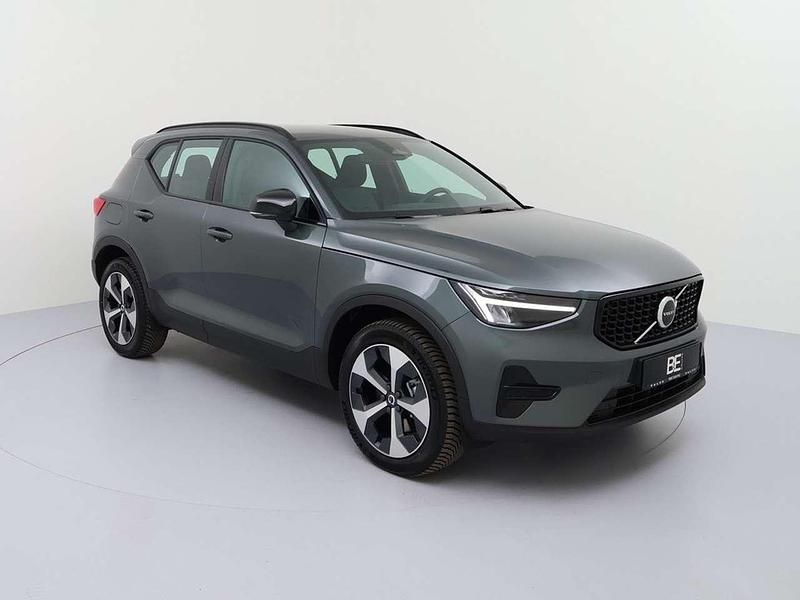 Neu Volvo XC40 Plus 163 PS (119 kW) 2025 Other SUV