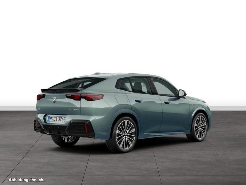 Gebraucht BMW X2 M Sport 150 PS (110 kW) 2025 Grün SUV