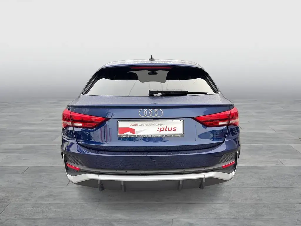 Gebraucht Audi Q3 Sportback S-Line 150 PS (110 kW) 2025 Navarrablau metallic SUV