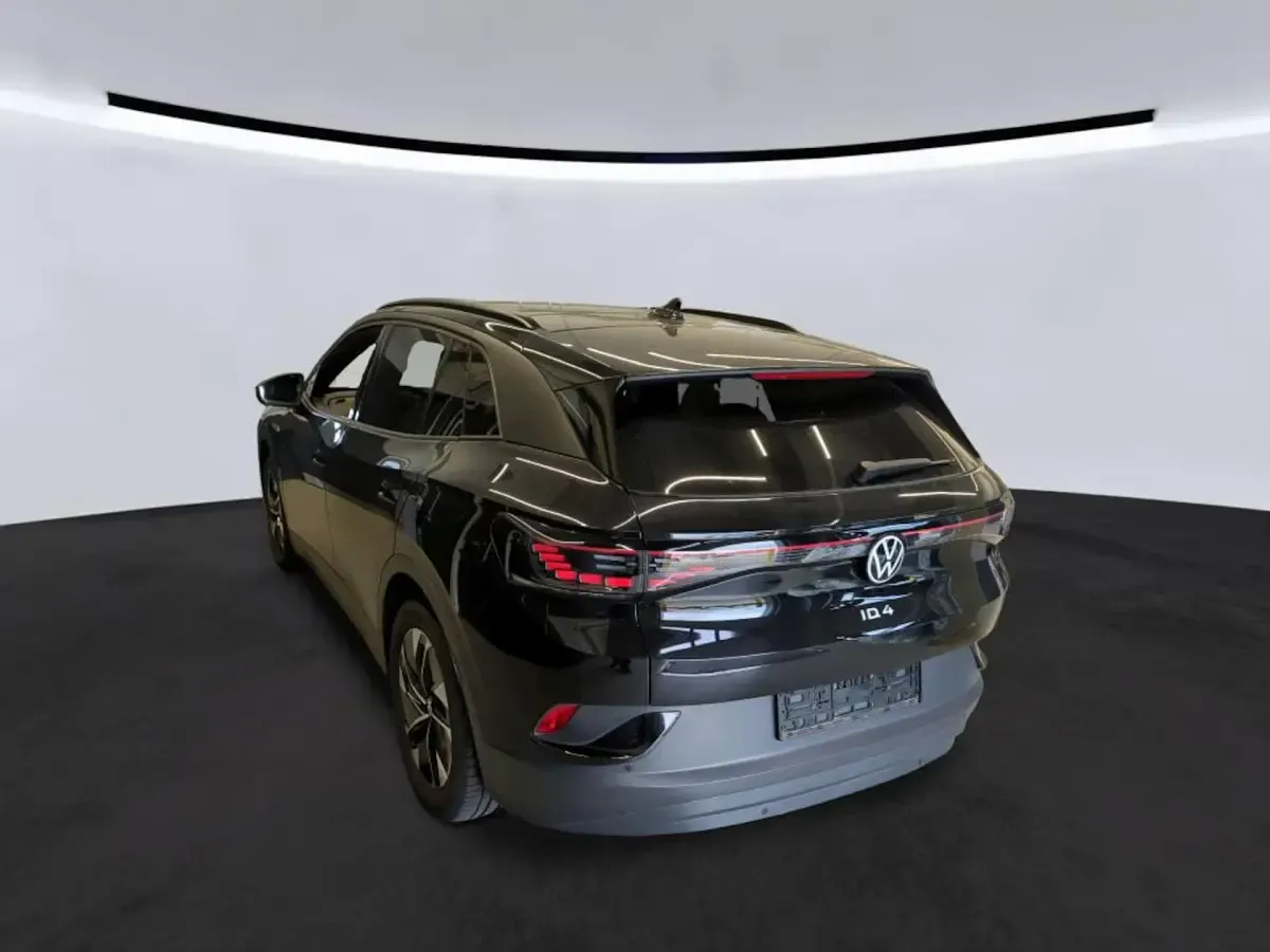 Gebraucht VW ID.4 Pro Performance 150 kW (204 PS) 2023 Schwarz SUV