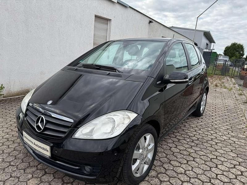 Schwarz Gebraucht 2010 Mercedes A160 Kleinwagen | 4.200 € (Guter Preis) - Bild 1/4