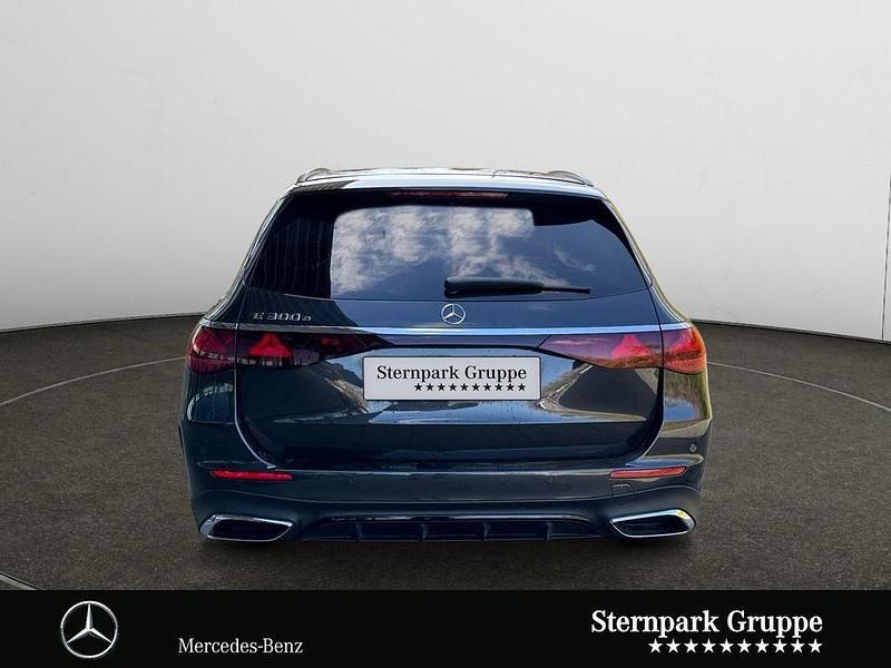Gebraucht Mercedes E300 AMG 313 PS (230 kW) 2025 Lack graphitgrau Kombi